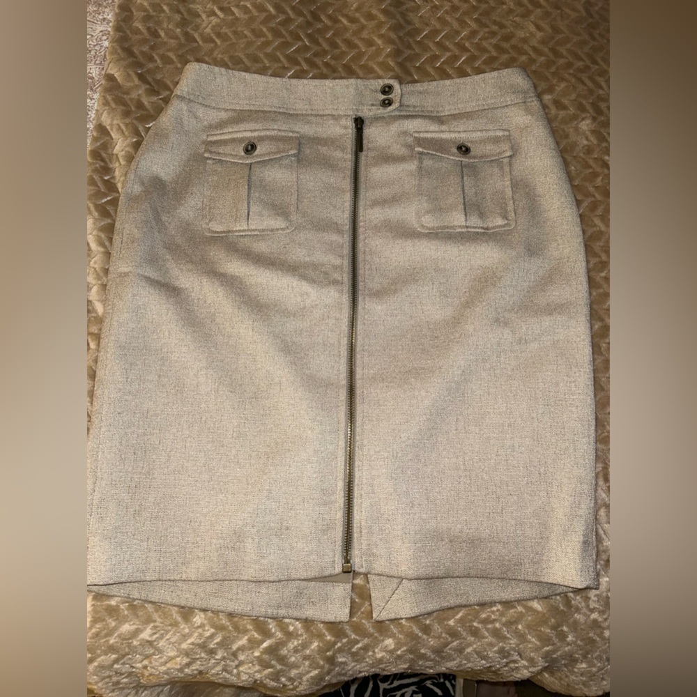 The Limited Mini Skirt. Size 8